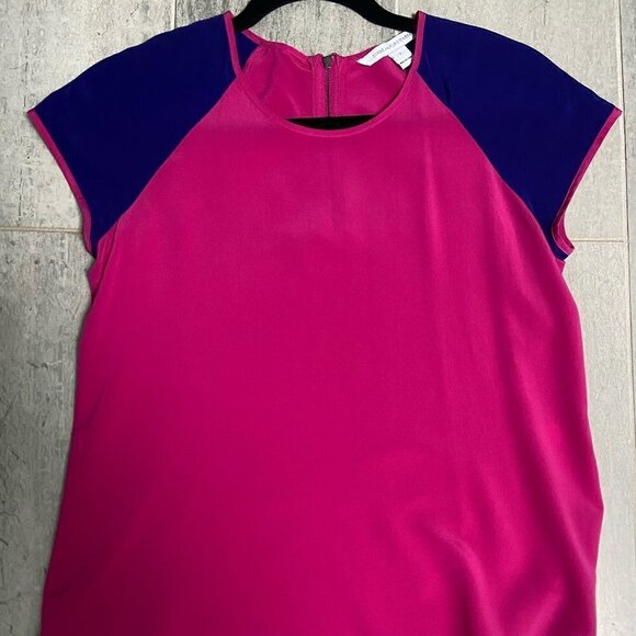 Diane Von Furstenberg Silk High Low Blouse Blue Pink Short Sleeve Top Small - Picture 2 of 8